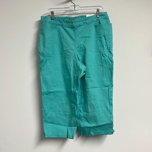 Catherine’s Essential Flat Front Capri’s.